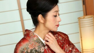 Jepang Indo Hampir Dijilat Kucing Kesayangan